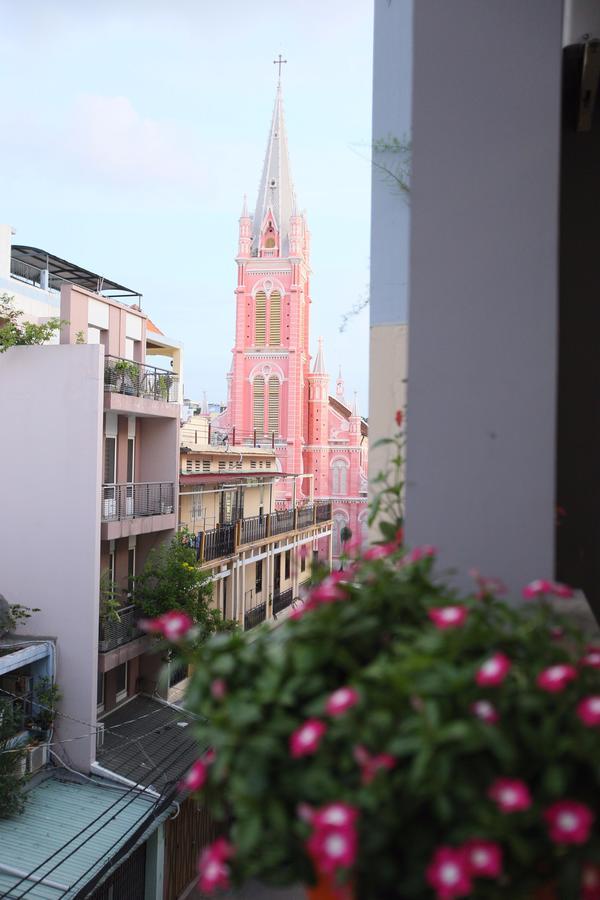 The Nguyens Cafe - Pink Church View Ho Chi Minh-byen Eksteriør bilde
